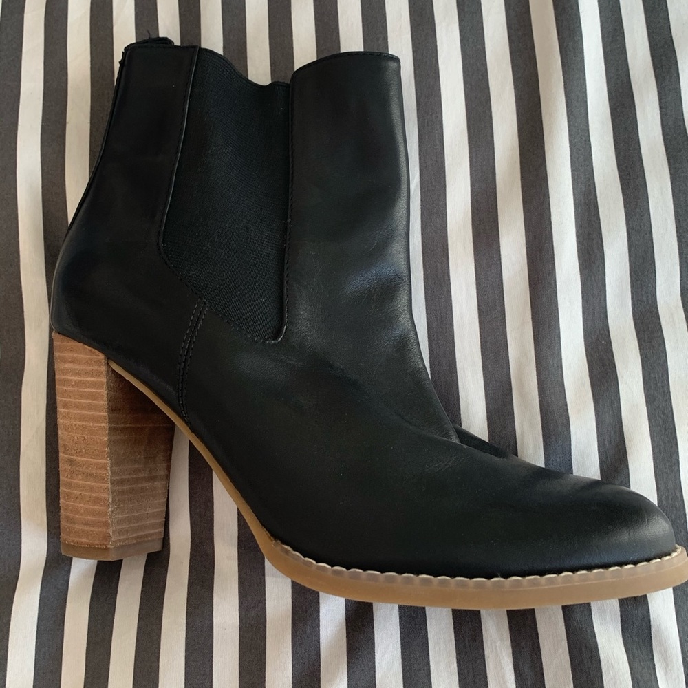 C Wonder Boots